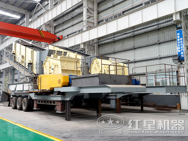 移動式破碎機(jī) 移動式破碎機(jī)