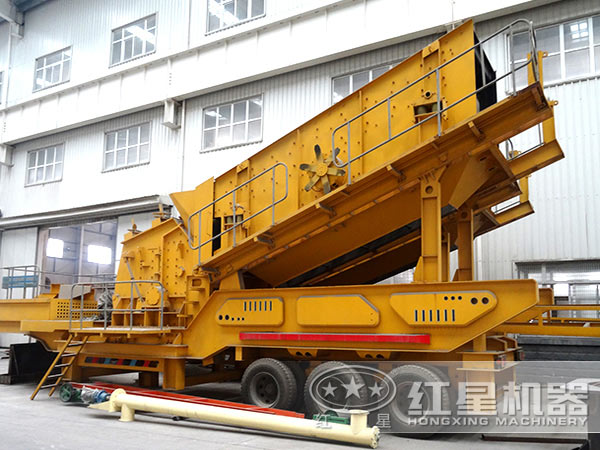 履帶式移動(dòng)破碎機(jī) 履帶式移動(dòng)破碎機(jī)