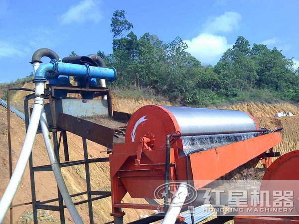 紅星磁選機(jī)生產(chǎn)現(xiàn)場(chǎng) 紅星磁選機(jī)生產(chǎn)現(xiàn)場(chǎng)