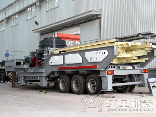 河南移動(dòng)破碎機(jī)廠家車間一角 河南移動(dòng)破碎機(jī)廠家車間一角