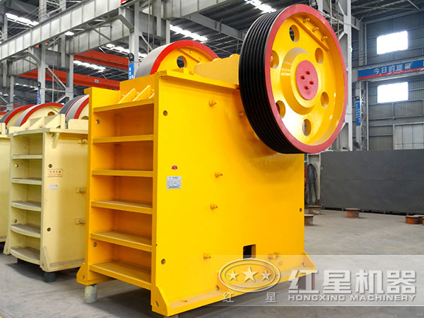鄂式破碎機(jī) 鄂式破碎機(jī)