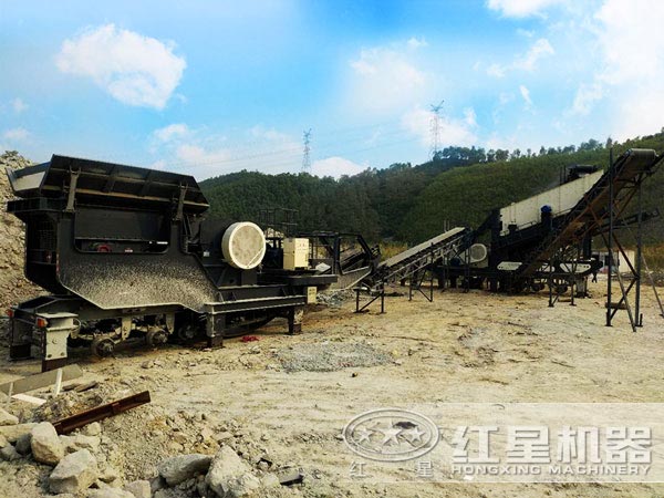 紅星車載移動碎石機生產(chǎn)現(xiàn)場 紅星車載移動碎石機生產(chǎn)現(xiàn)場