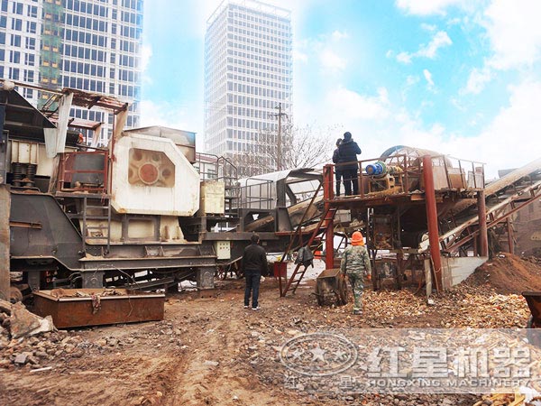 建筑垃圾破碎現(xiàn)場 建筑垃圾破碎現(xiàn)場