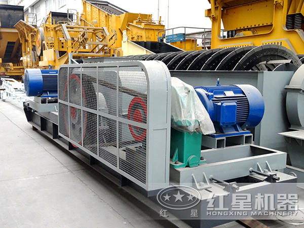 不銹鋼對輥破碎機(jī) 不銹鋼對輥破碎機(jī)