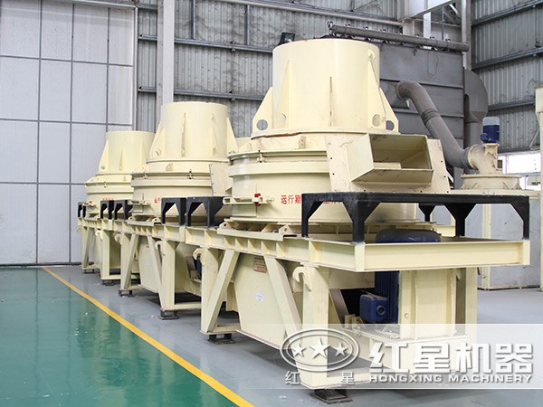 HX系列制砂機(jī)整齊擺放 HX系列制砂機(jī)整齊擺放