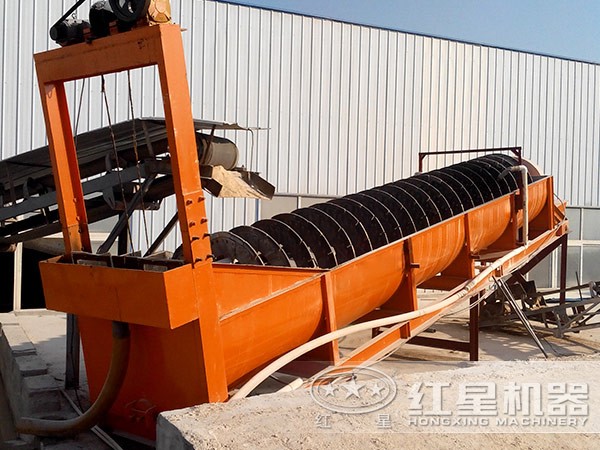 螺旋洗砂機(jī)客戶現(xiàn)場 螺旋洗砂機(jī)客戶現(xiàn)場