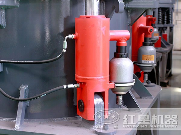 圓錐碎石機細(xì)節(jié)展示 圓錐碎石機細(xì)節(jié)展示