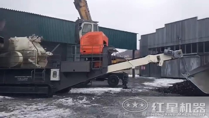 履帶式可移動(dòng)煤礦破碎機(jī) 履帶式可移動(dòng)煤礦破碎機(jī)