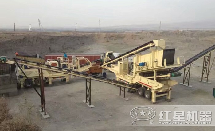 環(huán)保型輪胎式柴油機石子破碎機現場 環(huán)保型輪胎式柴油機石子破碎機現場