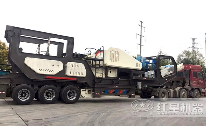 建筑垃圾破碎機(jī)搭載車頭開著走 建筑垃圾破碎機(jī)搭載車頭開著走