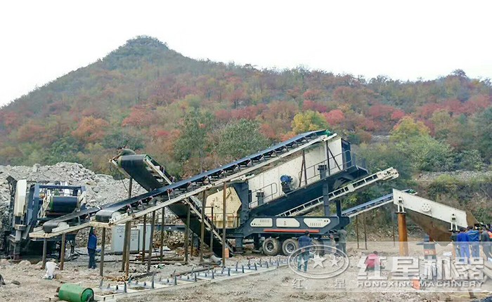 車載粉石機施工現(xiàn)場 車載粉石機施工現(xiàn)場
