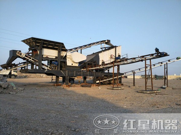 輪胎鄂式移動破碎機 輪胎鄂式移動破碎機