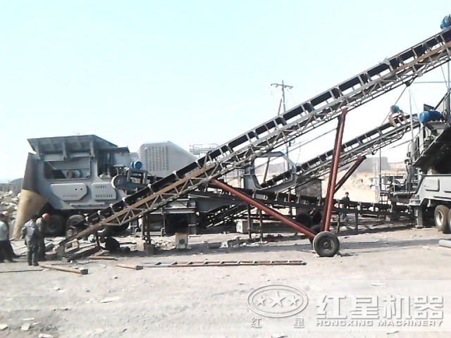 車載移動制砂機作業(yè)現(xiàn)場 車載移動制砂機作業(yè)現(xiàn)場