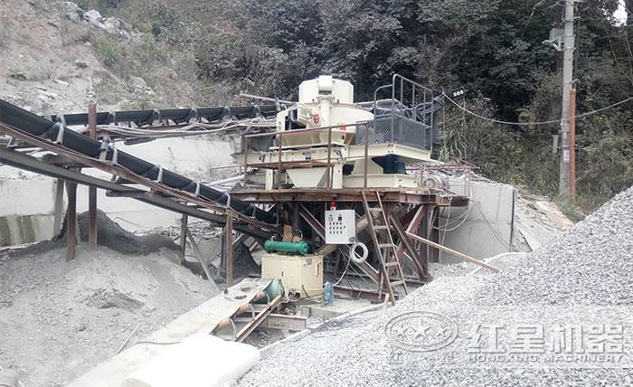 石頭磨砂機(jī)現(xiàn)場 石頭磨砂機(jī)現(xiàn)場