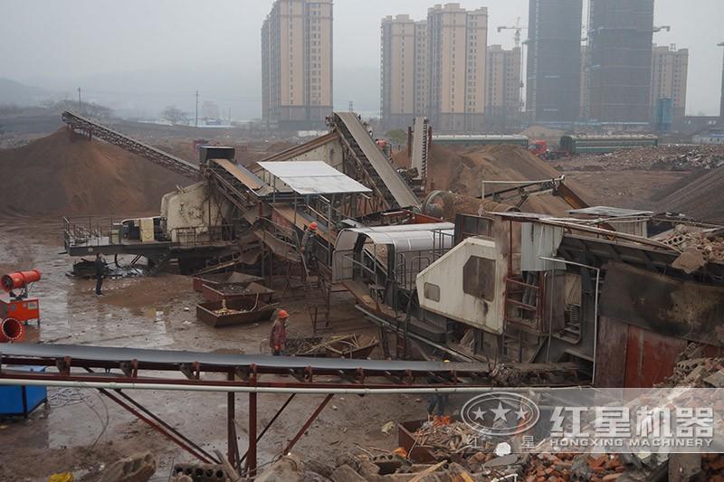 移動式建筑垃圾破碎現(xiàn)場 移動式建筑垃圾破碎現(xiàn)場