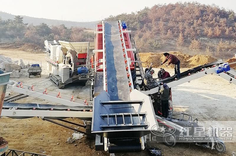 履帶移動式石頭破碎機(jī)現(xiàn)場 履帶移動式石頭破碎機(jī)現(xiàn)場