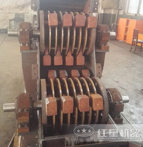 雙擊破碎機(jī)結(jié)構(gòu) 雙擊破碎機(jī)結(jié)構(gòu)