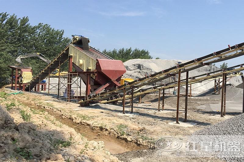 錘式制砂機(jī)現(xiàn)場 錘式制砂機(jī)現(xiàn)場
