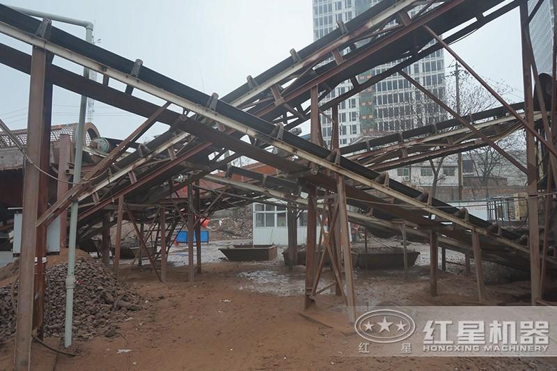 建筑垃圾破碎現(xiàn)場 建筑垃圾破碎現(xiàn)場