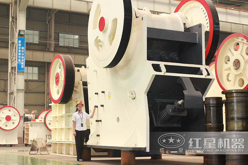 大型顎式破碎機 大型顎式破碎機