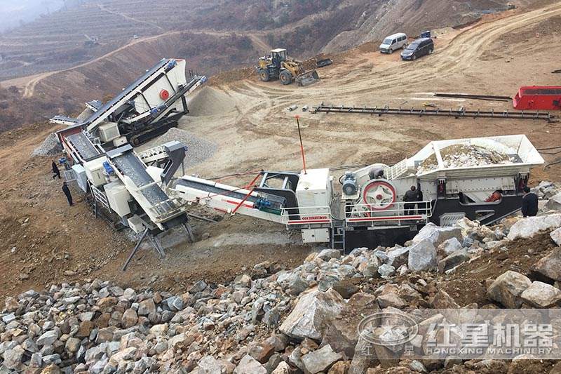 車載流動磕石機現(xiàn)場 車載流動磕石機現(xiàn)場