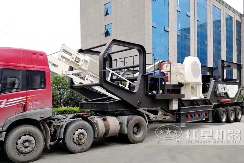 自走式石塊粉碎機(jī)移動(dòng)性強(qiáng) 自走式石塊粉碎機(jī)移動(dòng)性強(qiáng)