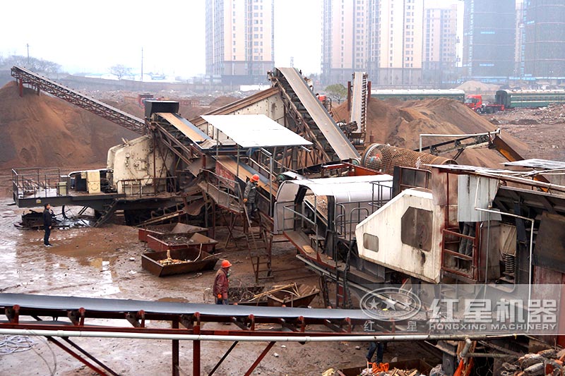 移動式建筑垃圾處理生產(chǎn)現(xiàn)場 移動式建筑垃圾處理生產(chǎn)現(xiàn)場