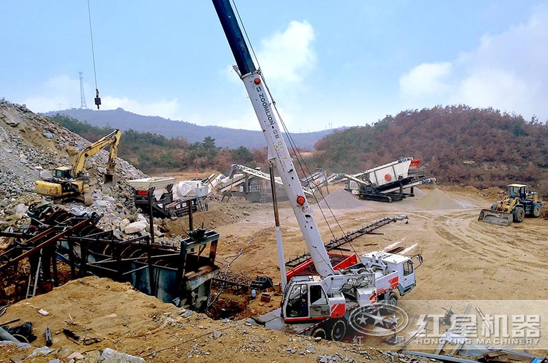 移動制砂搭建現(xiàn)場 移動制砂搭建現(xiàn)場