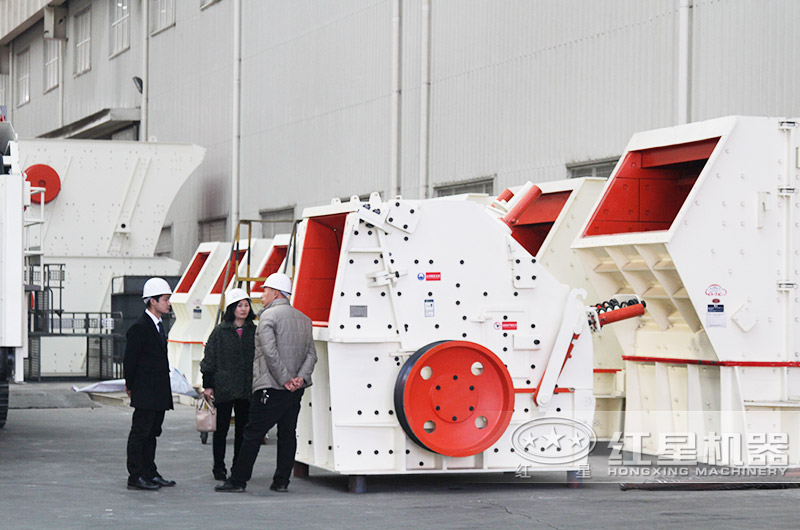 反擊式破碎機(jī)廠家 反擊式破碎機(jī)廠家