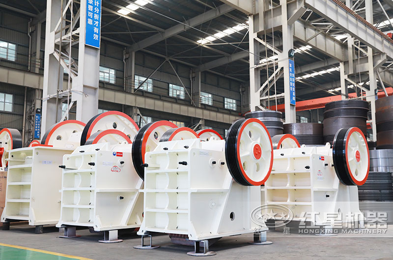 鄂式破碎機(jī)廠家 鄂式破碎機(jī)廠家