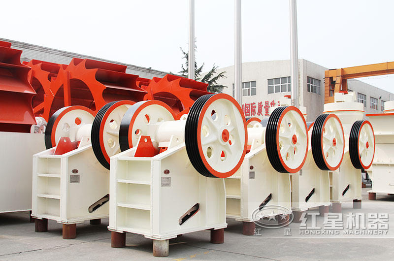 鄂式破碎機 鄂式破碎機