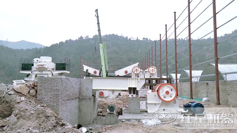 顎式破碎機(jī)+立軸沖擊式制砂機(jī) 顎式破碎機(jī)+立軸沖擊式制砂機(jī)