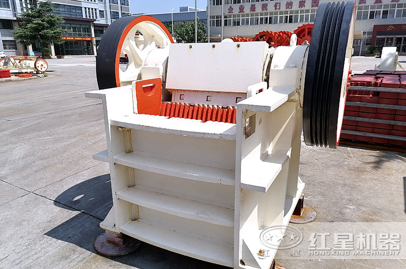PE顎式破碎機(jī) PE顎式破碎機(jī)